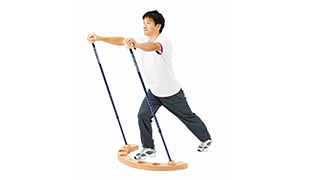 上肢拳上をしながらの踏み出し運動